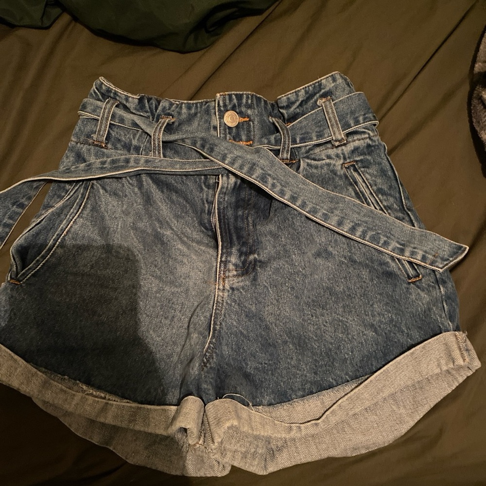 High waisted jeans shorts